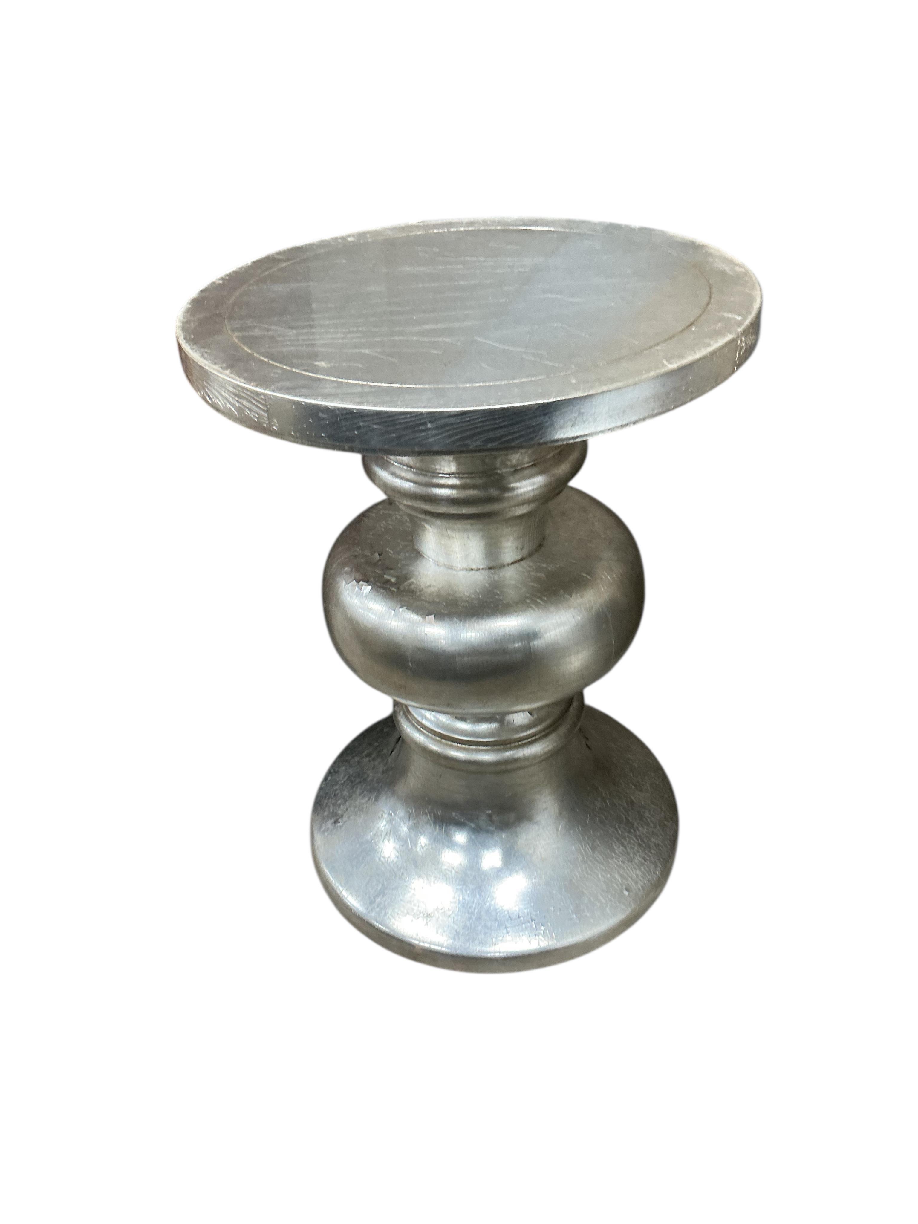 A Contemporary silvered circular occasional table, diameter 46cm, height 61cm together with a nest of two Contemporary silvered tea tables